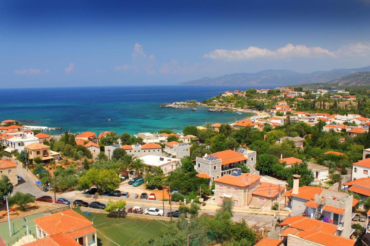 Lakonia studios Stoupa Luaran gambar
